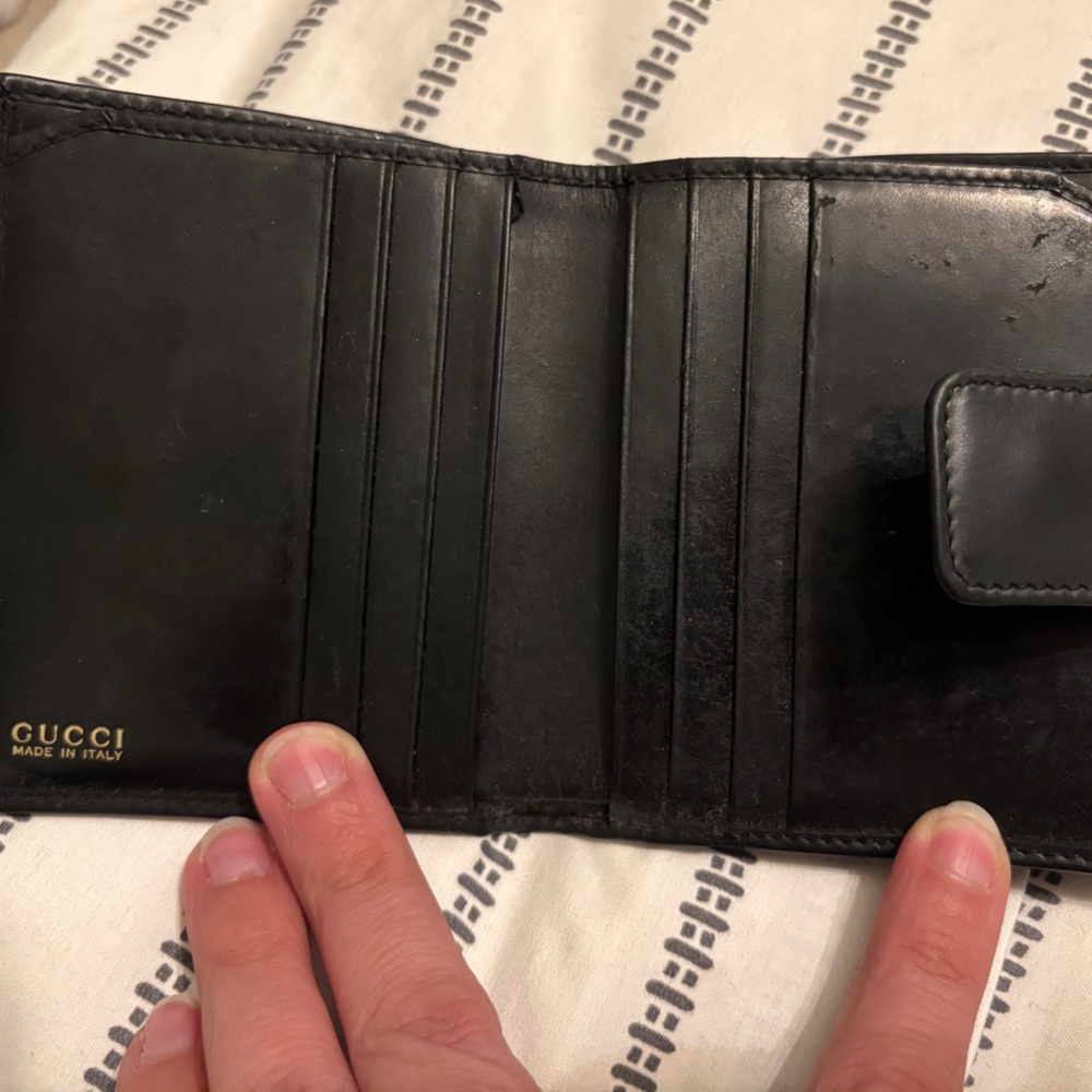 Authentic Vintage Gucci Black Leather Bifold Wallet Gold Bar Logo - Picture 4 of 6